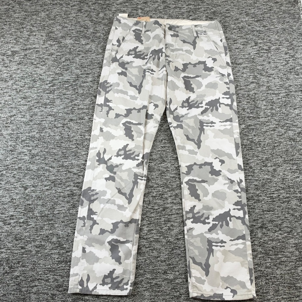 NWT Levis Chino Pants Mens 34x30 Gray White Camo Regular Fit Straight Leg